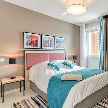 Zenitude Hotel-residences Aparthotel *